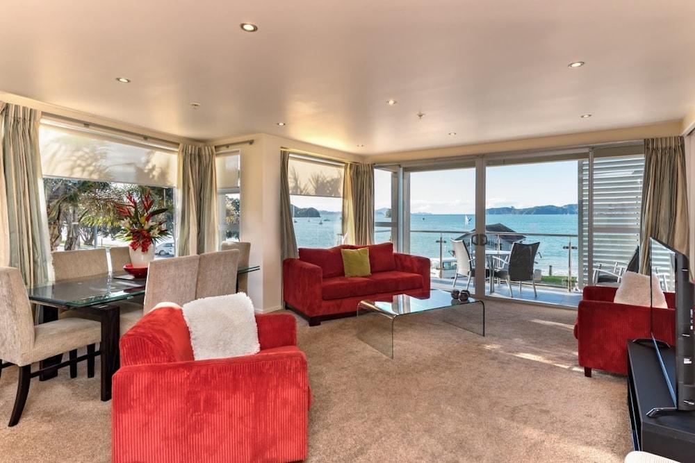 Edgewater Palms Apartments Пейхія Екстер'єр фото