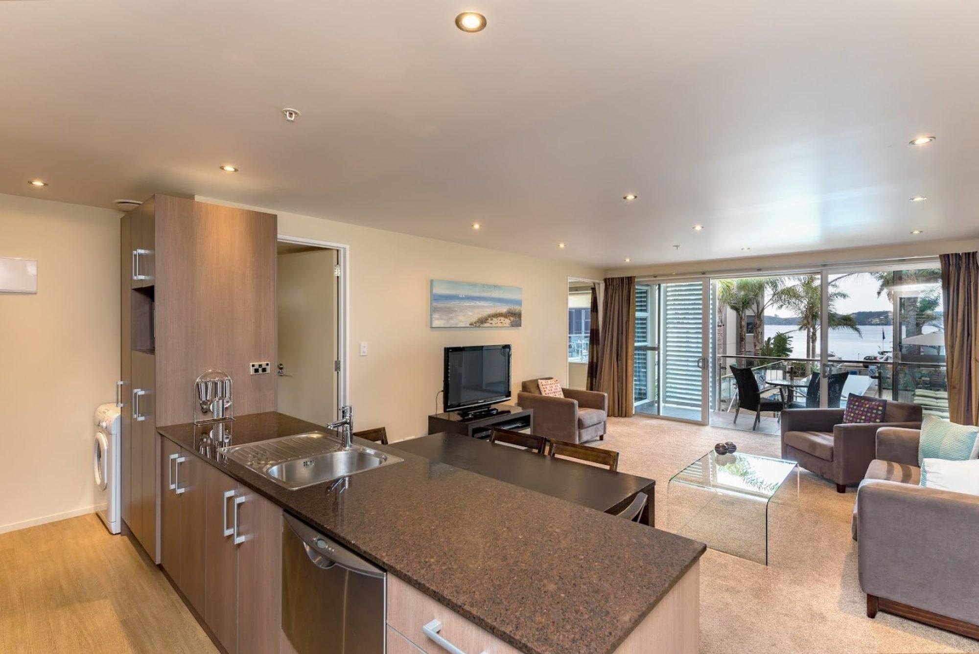 Edgewater Palms Apartments Пейхія Екстер'єр фото