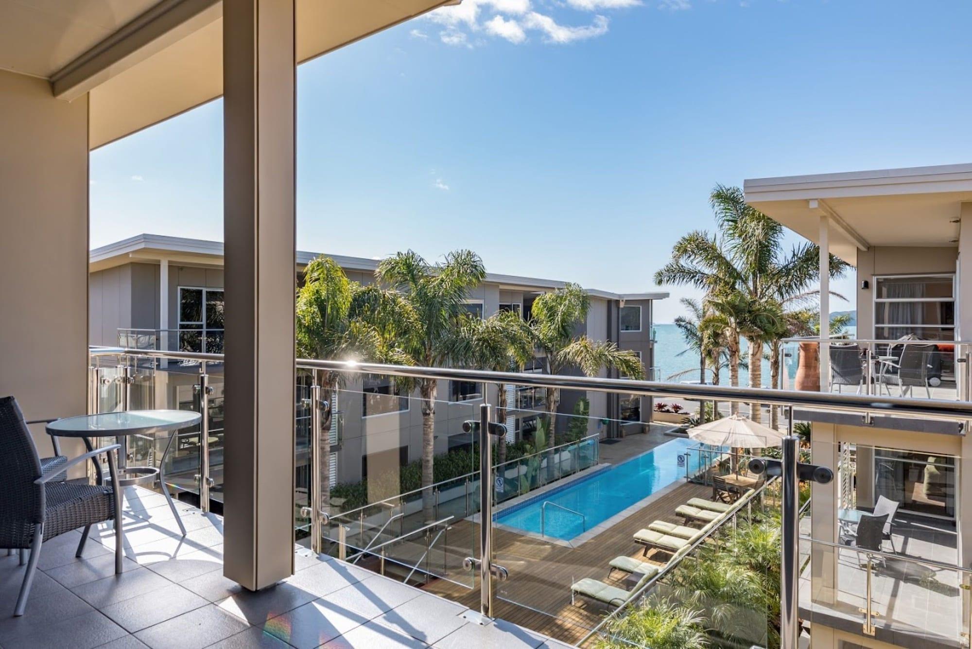 Edgewater Palms Apartments Пейхія Екстер'єр фото