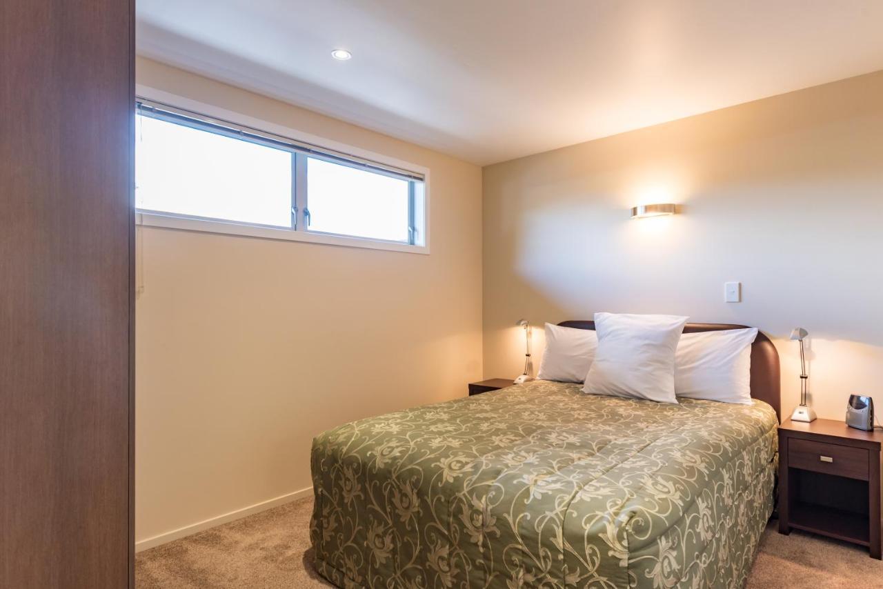Edgewater Palms Apartments Пейхія Екстер'єр фото